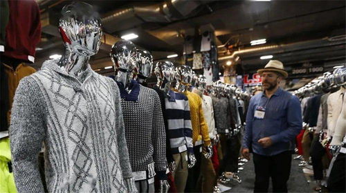 美國服裝零售暴漲727%背后 紡企“聞風(fēng)而動(dòng)”搶抓外貿(mào)復(fù)蘇新機(jī)遇